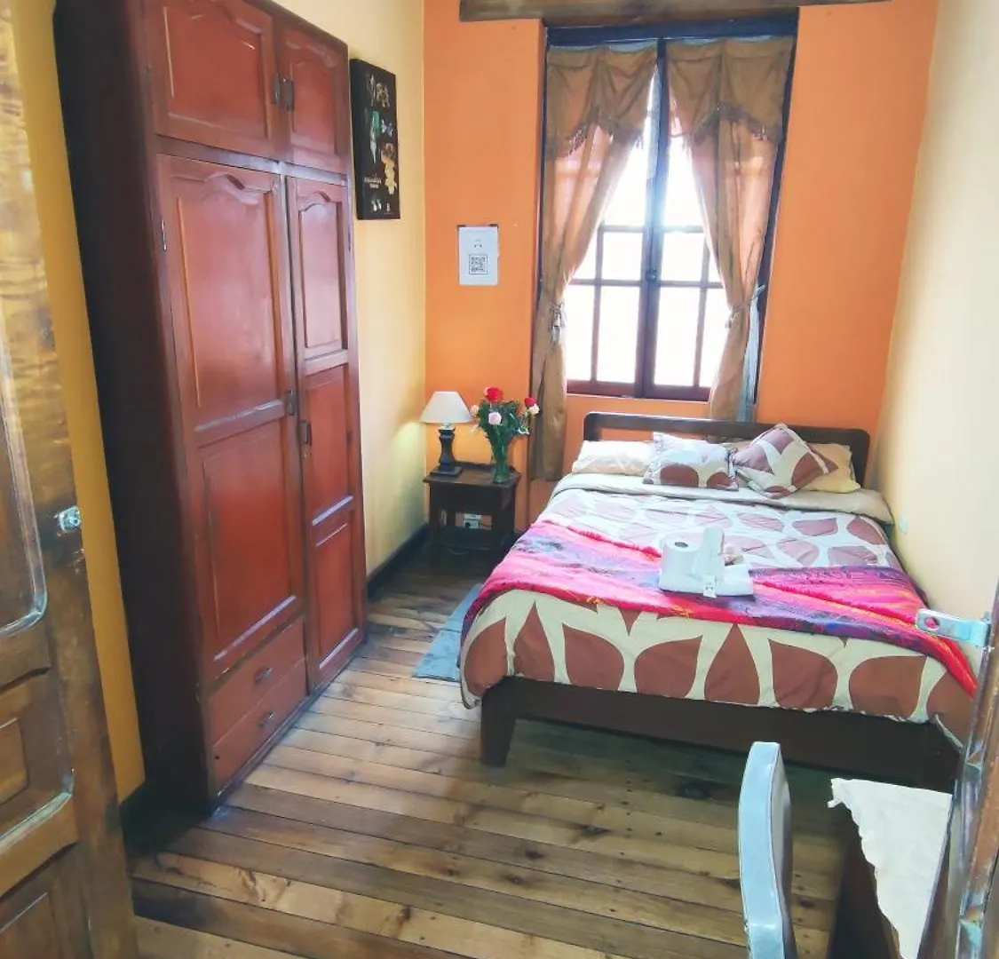 La Posada Colonial Quito Hotel